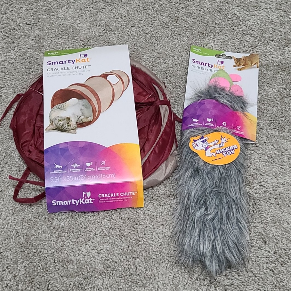 2 SmartyKat Hunt Toys Chute, Crinkle Critter